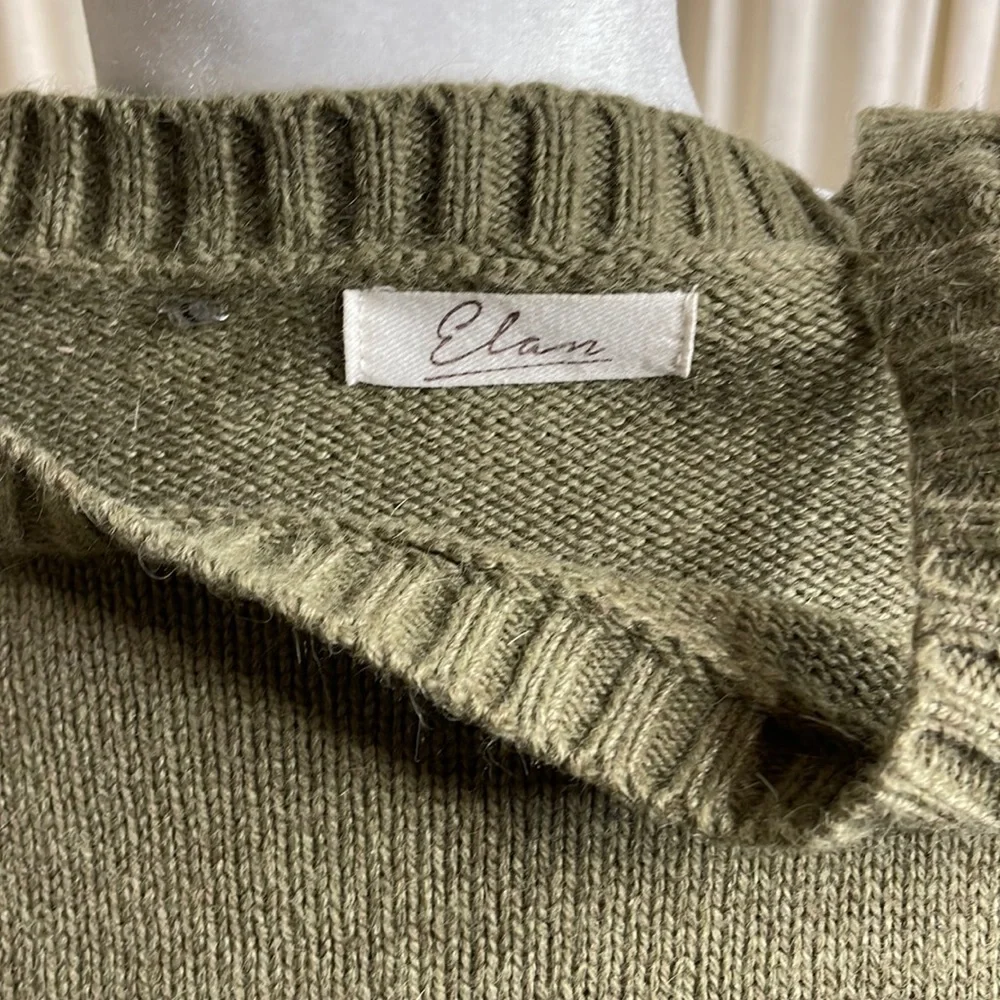 EUC- ELAN- WARM KNITTED GREEN COLD SHOULDER OVERSIZED SWEATER SIZE SMALL - Picture 11 of 13